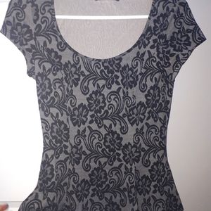 Grey and black Suzy Shier floral print top